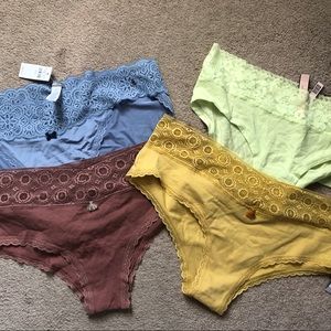 Set of 4 NWT Aerie and Victorias Secret Panties XL
